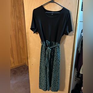 Women’s dress